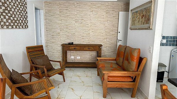 Apartamento no Guarujá 3 minutos a pé da praia Pitangueiras. Melhor custo-beneficio da região!