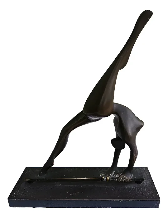 Maria Helena, Em Bronze, 09x24x32cm Medida Sem A Base B8