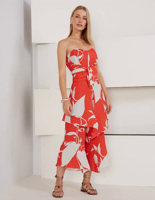 Macacão Maria Filó Branco e Vermelho Estampado