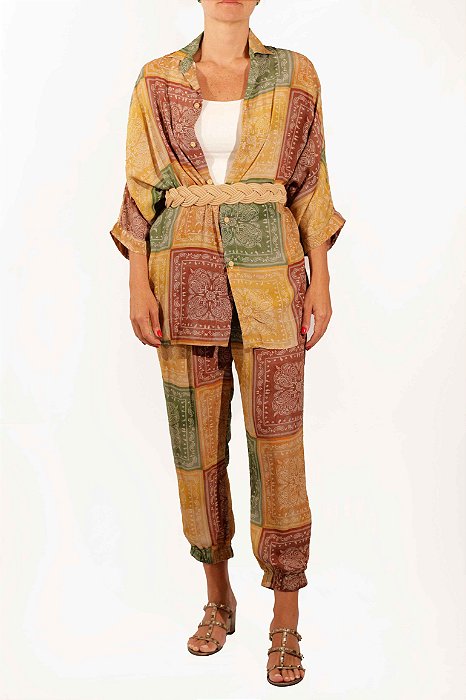 Conjunto Anpô + Pitanga Camisa e Calça Estampa Lenço