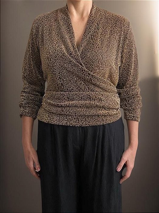 Blusa Bhava Dourada Lurex