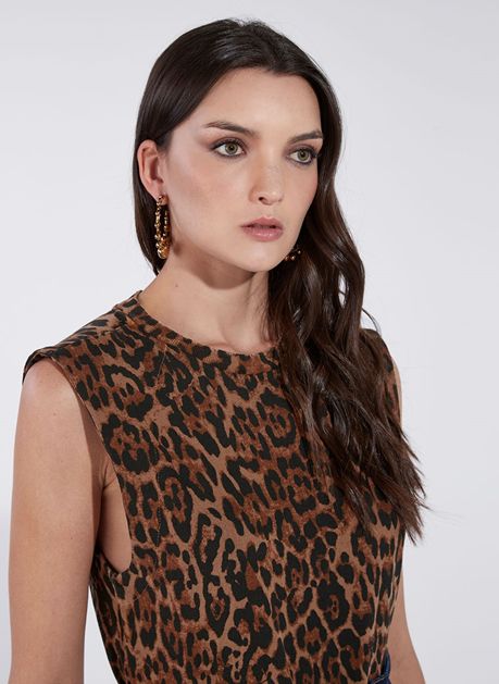 Blusa Leeloo Modelo Muscle Tee