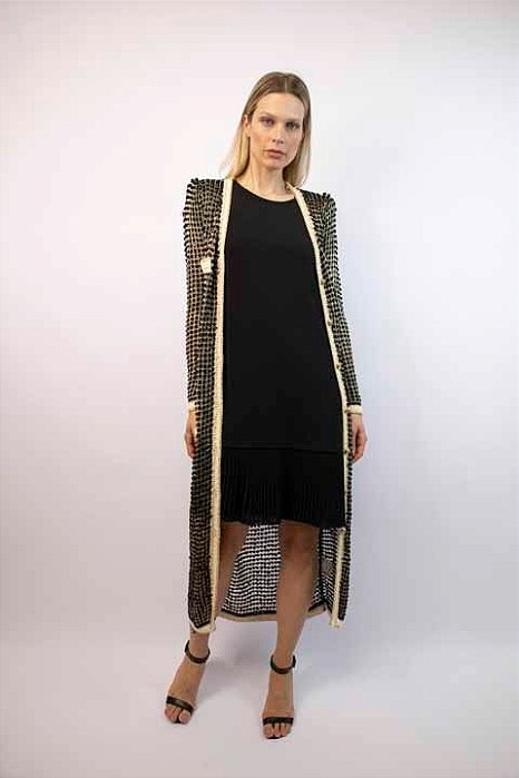 Cardigan Longo Carol Bassi Preto - Bege - Prata - Dourado Tricô