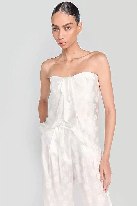 Blusa NV Offwhite Modelo Aurora