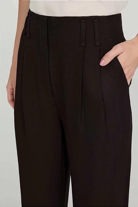 Calça NV Marrom Modelo Lavinia