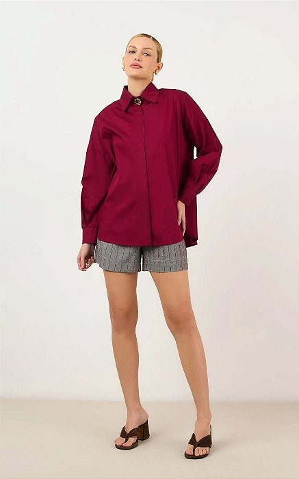 Camisa Lizie Vinho Modelo Oversized