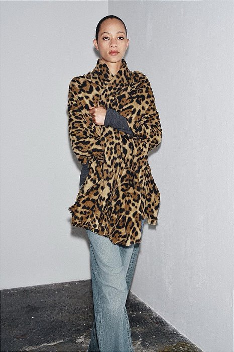 Lenço Zara Estampa Animal Print
