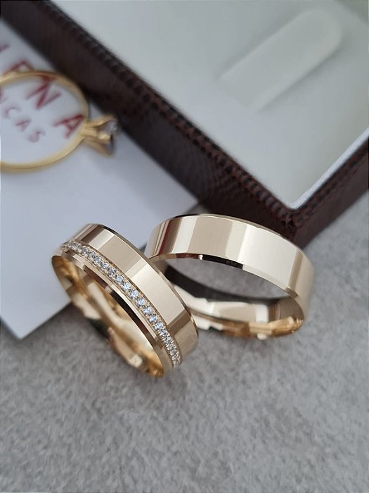 Par de Alianças Madrid com pedras em Ouro18k - 6MM