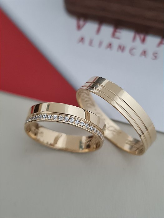 Par de Alianças Havaí em Ouro18k - 4MM