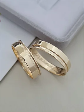Par de Alianças Sofia em Ouro18k - 4MM