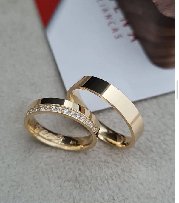 Par de Alianças Berlim em Ouro 18k - 4MM