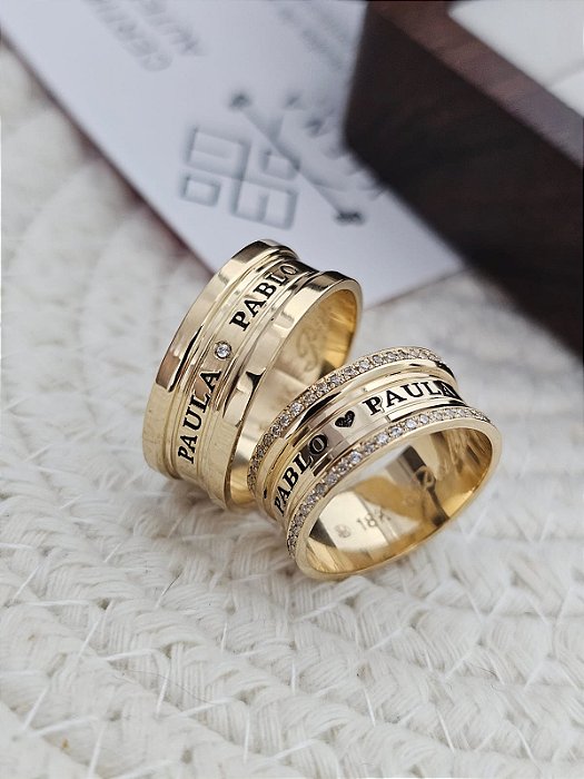 Par de Alianças Vienna ll em Ouro 18k - 8MM