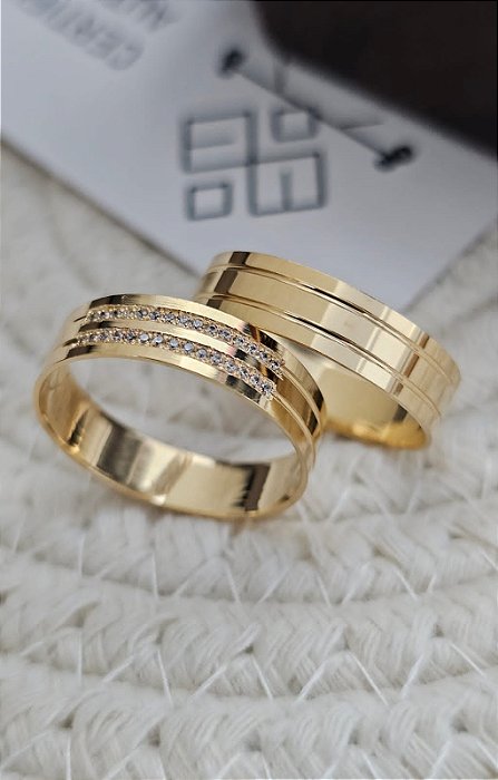Par de Alianças Pequim em Ouro 18k - 5MM