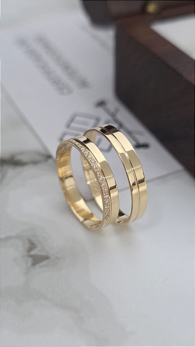 Par de Alianças Atlanta em Ouro18k - 3MM