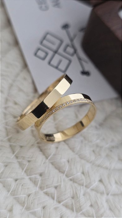Par de Alianças Barcelona em Ouro18k - 3MM