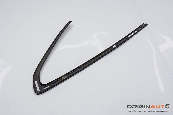 Moldura Friso Vigia Lateral Direito BMW 320I GT 51377394880