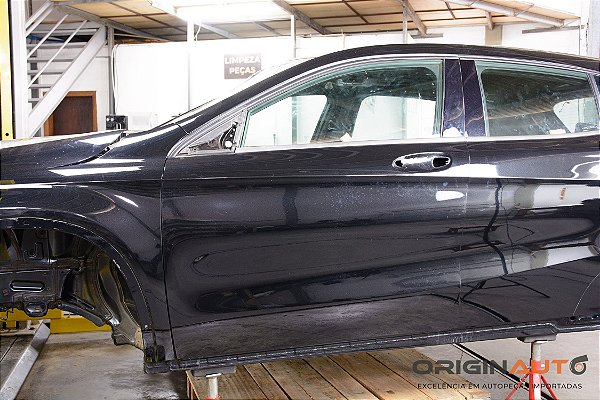 Porta Dianteira Esquerda Mb GLA 200 Gla 250 Gla 45 2014-2019