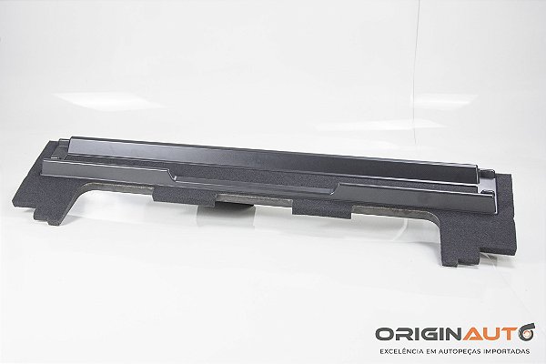 Acabamento Inf Porta Mala VW Tiguan R-Line 18 19 20 21
