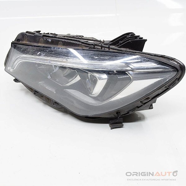 Farol Esquerdo Mercedes CLA200 2018 DETALHE CONFORME IMAGEM