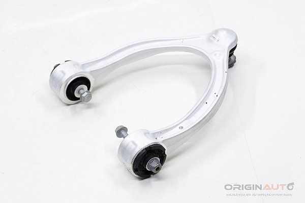 Bandeja Suspensão D/D Mercedes C200 2019 A2053305601