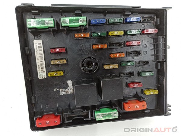 Caixa Fusivel Central Do Motor Audi Q3 2.0 2014 3C0937125A