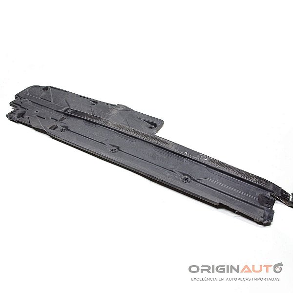 Protetor Assoalho Direito Mercedes C180 2012 A2046804308