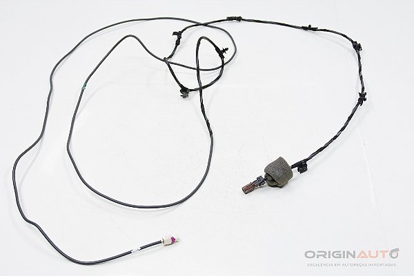 CHICOTE CAMERA DE RE MERCEDES C200 W205 2019 A2054404805