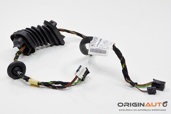CHICOTE PORTA DIANTEIRA DIREITA MERCEDES GLA 200 2018 A1765405408