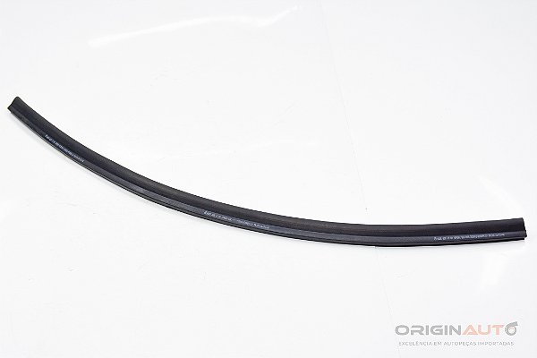 BORRACHA SUPERIOR PARACHOQUE DIANTEIRA MERCEDES C200 W205 2019 A2056281300