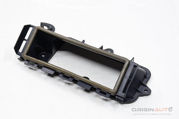 MOLDURA DIFUSOR AR ESQUERDO MERCEDES C200 W205 2019 A2058308104