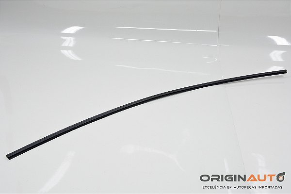 ACABAMENTO INFERIOR EXTERNO PARABRISA MERCEDES GLA 200 2018