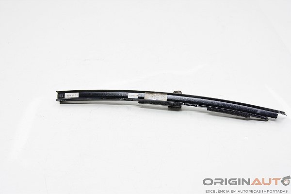 ACABAMENTO VIGIA LAT TRASEIRO ESQUERDO MERCEDES-BENZ C200 CGI 2011 A2047300919