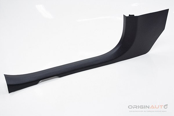 ACABAMENTO SOLEIRA TRASEIRA ESQ MERCEDES C200 W205 2019 A2056860036