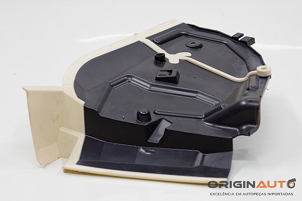 ACABAMENTO INTERNO PORTA TRASEIRA ESQUERDA MERCEDES GLA 200 2018 A1567320700