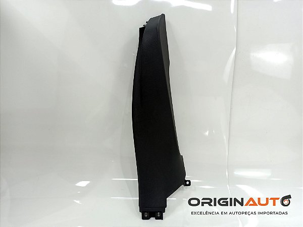 ACABAMENTO COLUNA TRASEIRA DIR VOLKSWAGEN GOLF MK7 CONFORTLINE 2015 5G6867766
