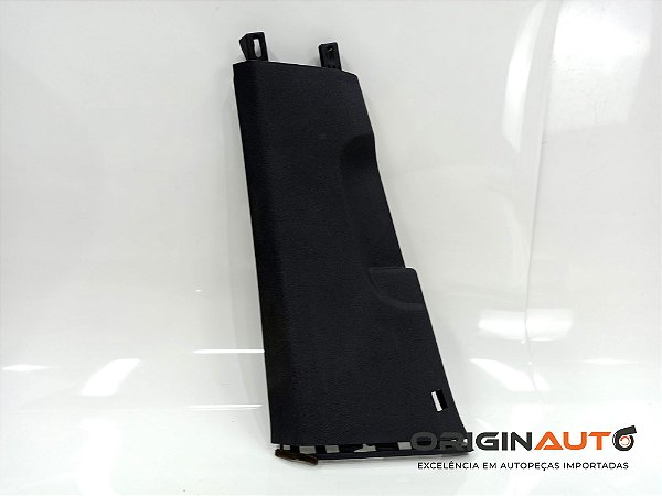 ACABAMENTO INFERIOR COLUNA DIREITA VOLKSWAGEN GOLF HIGHLINE 2014 5GM867291