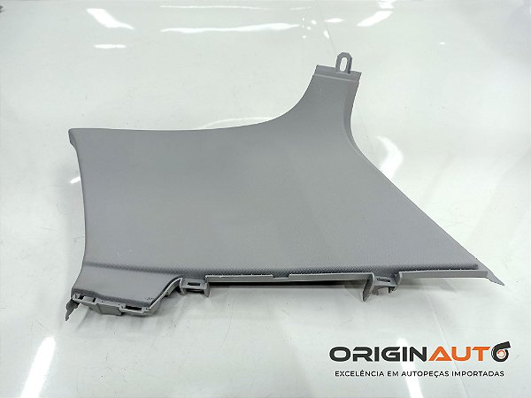 ACABAMENTO COLUNA TRASEIRA DIREITA VOLKSWAGEN GOLF HIGHLINE 2014 5GM867288