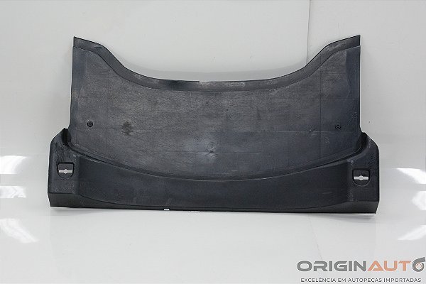 ACABAMENTO PORTA MALAS MERCEDES-BENZ C200 CGI 2011 A2046904530