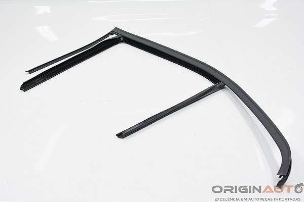 CANALETA DE PORTA TRASEIRO ESQUERDO MERCEDES-BENZ C200 CGI 2011 SEM/CO