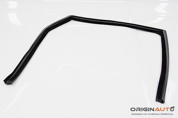 CANALETA PORTA TRASEIRA ESQ LAND ROVER DISCOVERY SPORT HSE 2015 FK72250A21AA