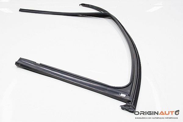 CANALETA PORTA DIANTEIRA DIREITA VOLVO XC60 T5 R-DESIGN 2015 31402691
