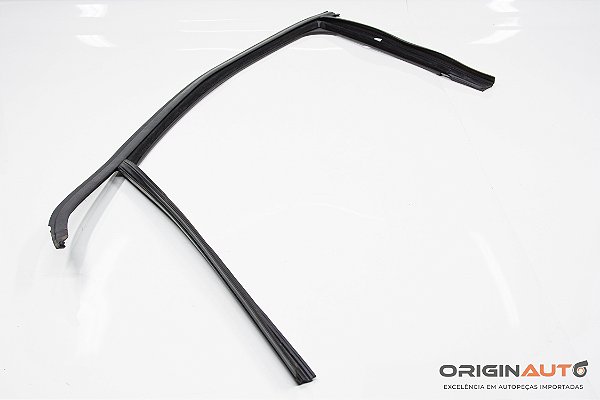 CANALETA PORTA DIANTEIRA ESQUERDA VOLVO XC60 T5 R-DESIGN 2015 31402690