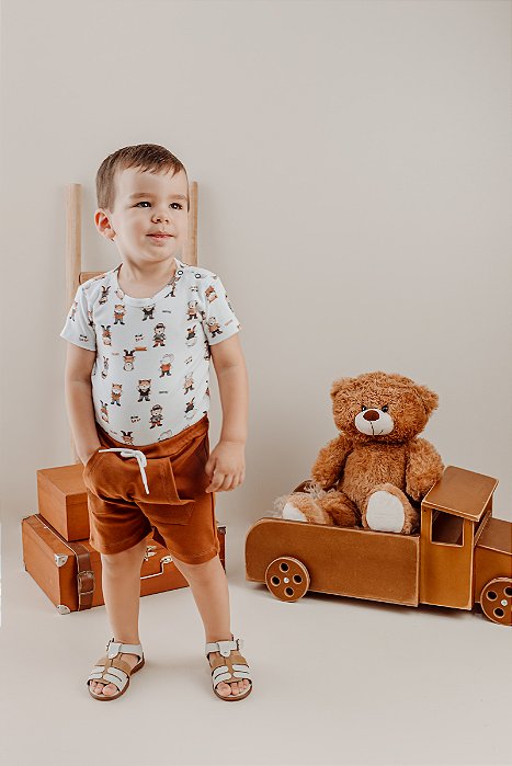 CONJUNTO BODY MANGA CURTA TEMA FRIENDS E SHORT SARUEL MINI BEAR