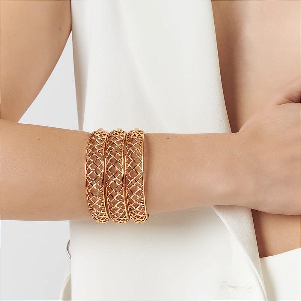 Bracelete Abaulado Trabalhado Vazado
