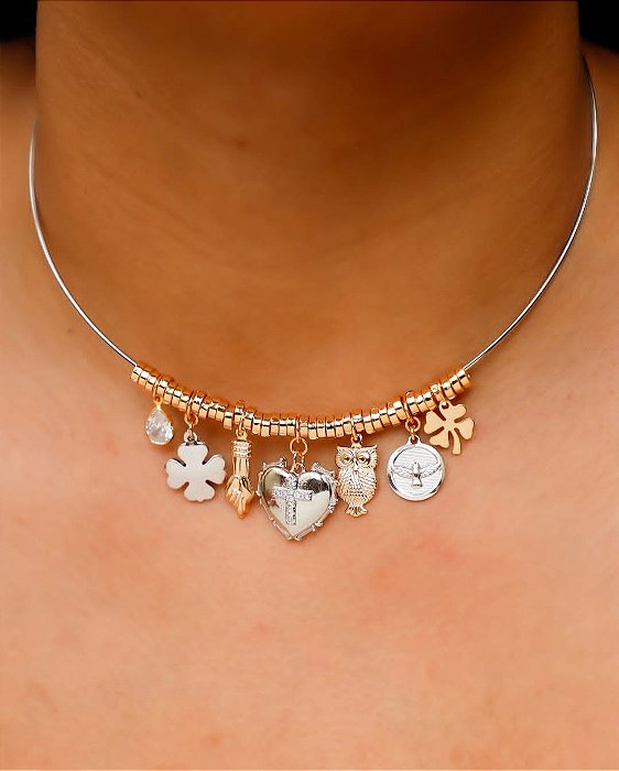 Choker Aro com Pingentes  Patuá