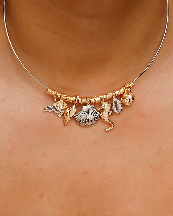 Choker Aro com Pingentes Diversos Concha Buzios
