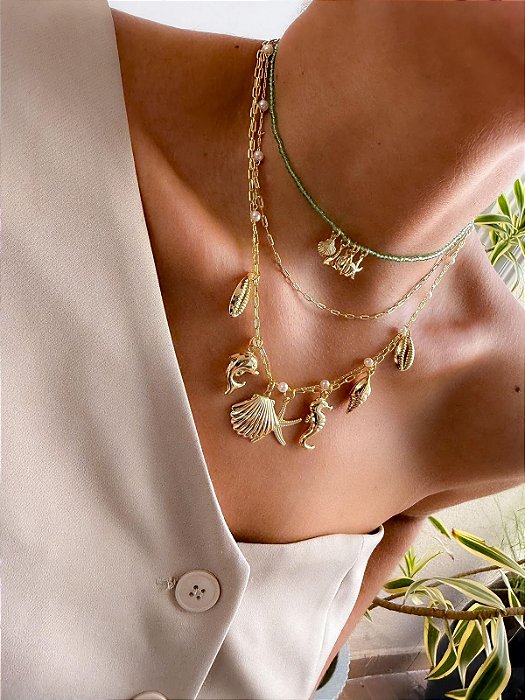 Mix Colar Duplo Cartier e Pérolas com Pingentes e Brinco