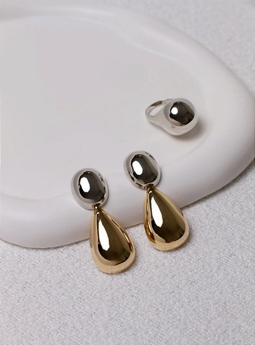 Brinco Duo Oval Com Gota Mix Banho