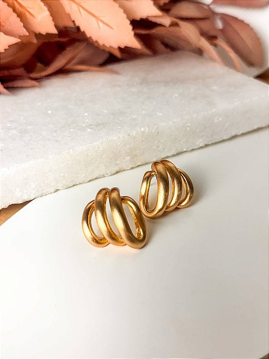 Brinco 4 Fios Banho de Ouro Acetinado Dourado