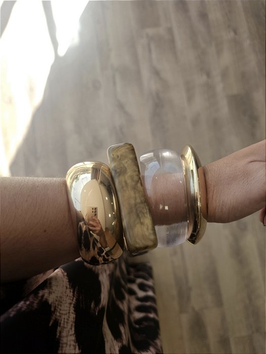 Bracelete Resina Marmorizado Bege Quadrado